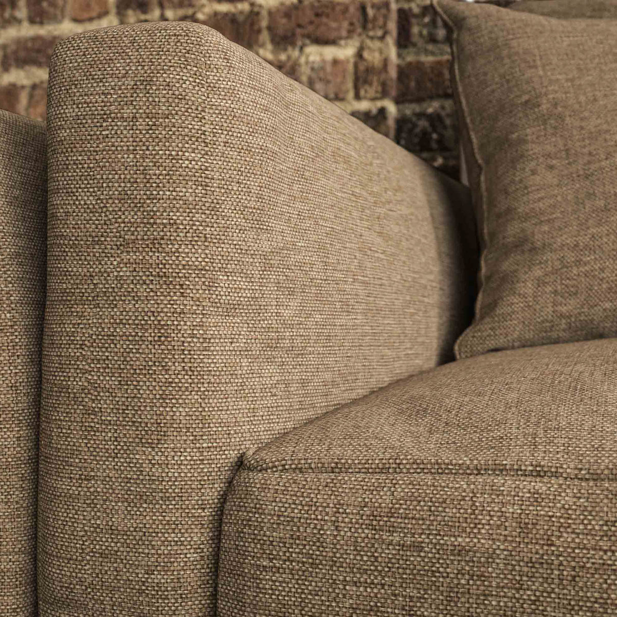 Contract Upholstery Wovn Mocha Crib 5 FR