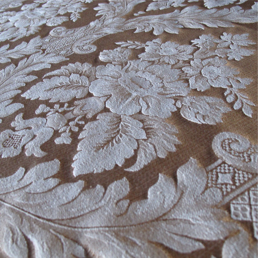 Porchester Chardonnay Large Regency Pattern
